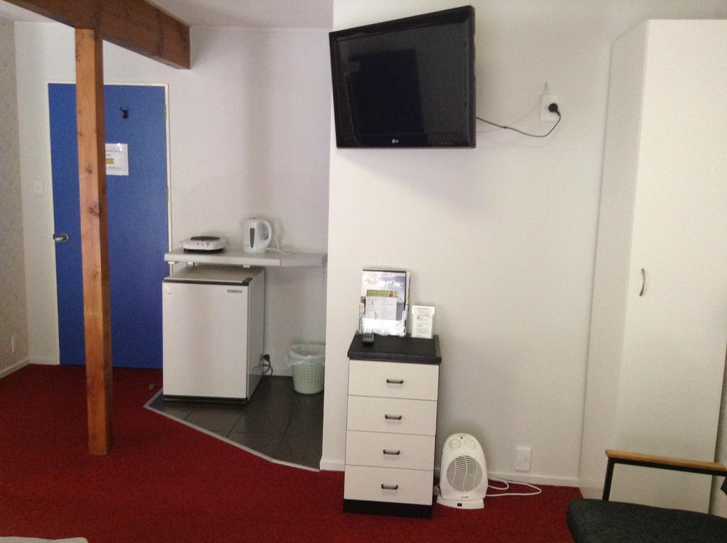 ניו פלימות' Carrington Motel מראה חיצוני תמונה