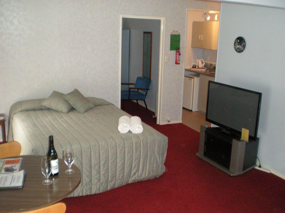 ניו פלימות' Carrington Motel מראה חיצוני תמונה