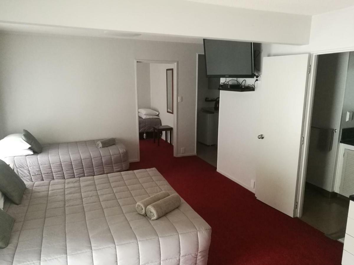 ניו פלימות' Carrington Motel מראה חיצוני תמונה